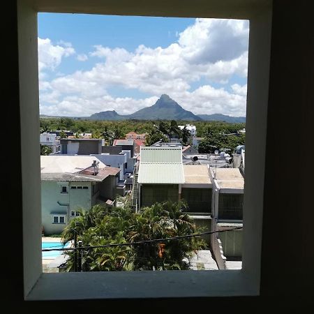 Rayon Vert Bleuphorie Beach Apartment Flic en Flac Exterior foto