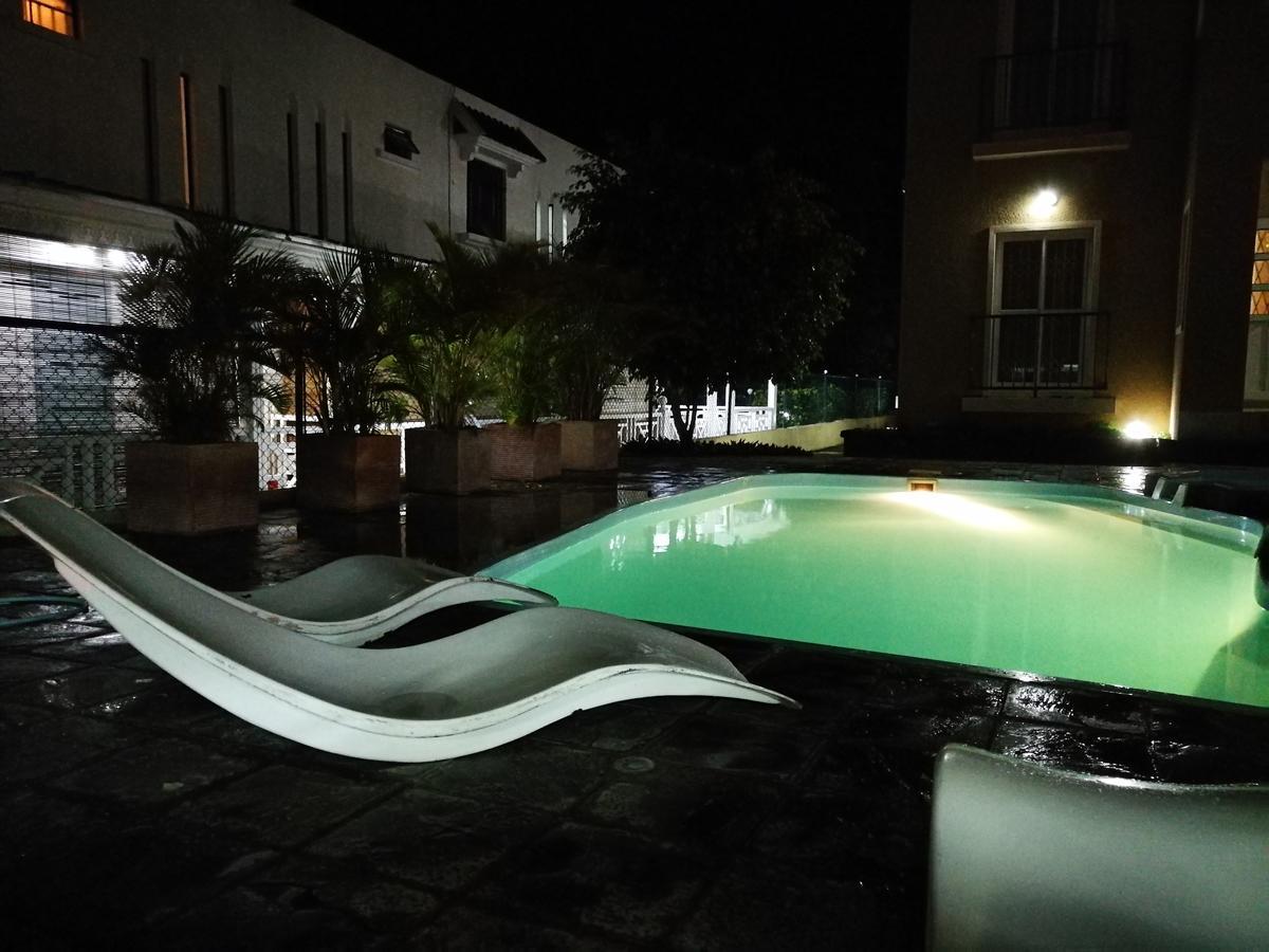 Rayon Vert Bleuphorie Beach Apartment Flic en Flac Exterior foto
